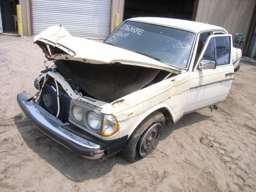 MERCEDES-BENZ MERCEDES 240D