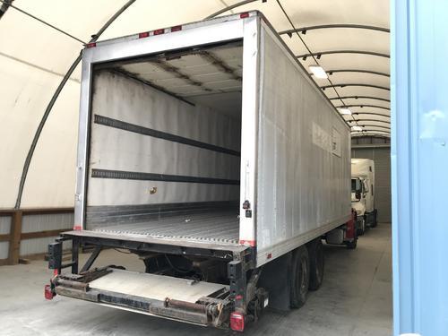 Freightliner M2 106