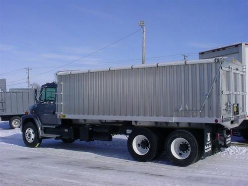 FREIGHTLINER FL80