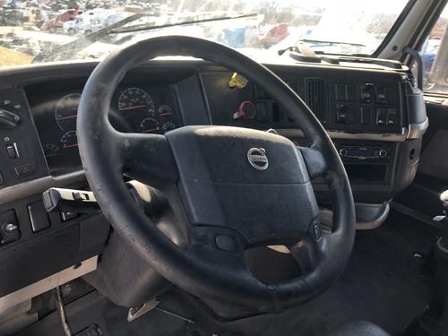 Volvo VNL