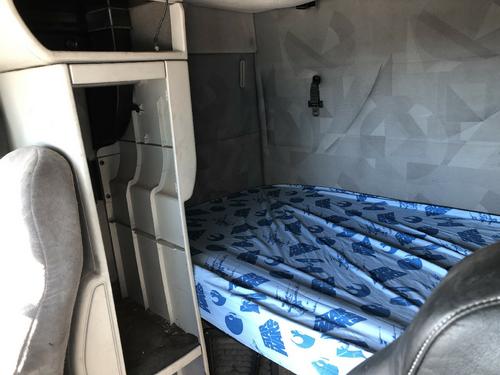 Volvo VNL