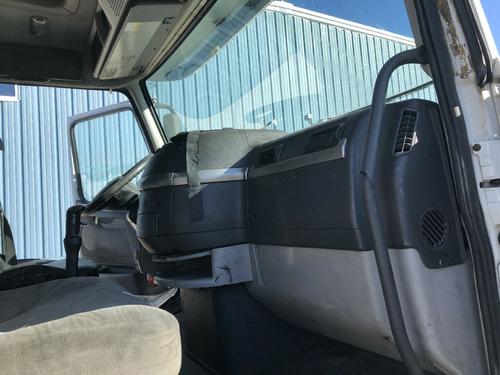 Volvo VNL
