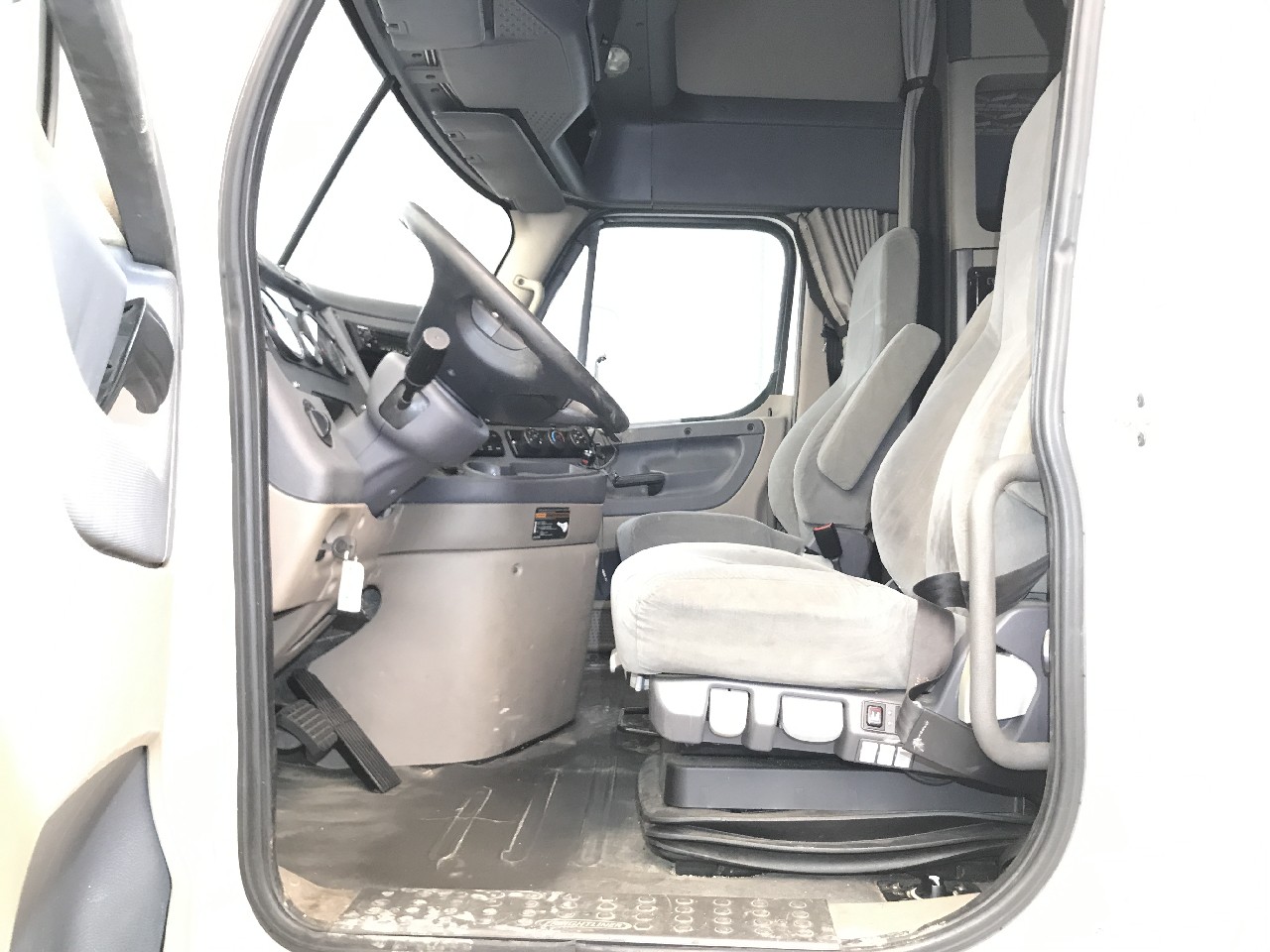 Freightliner CASCADIA