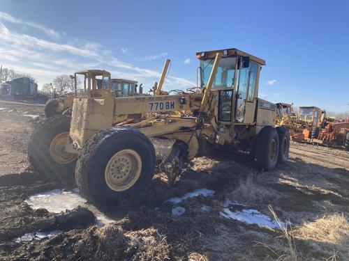 John Deere 770BH