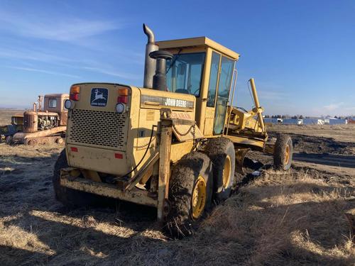 John Deere 770BH