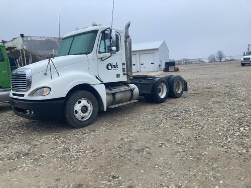 Freightliner COLUMBIA 120