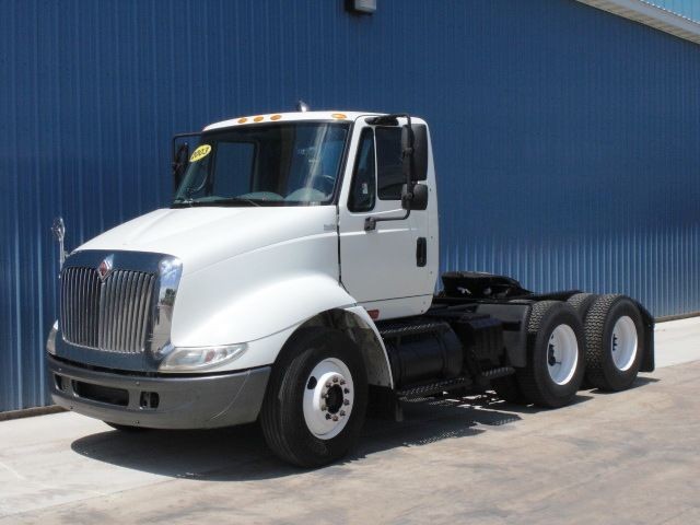 INTERNATIONAL 8600