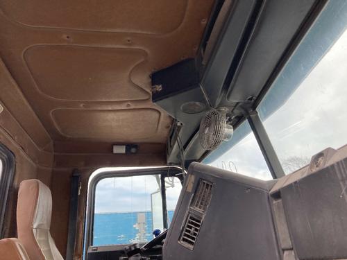 Freightliner FLD120