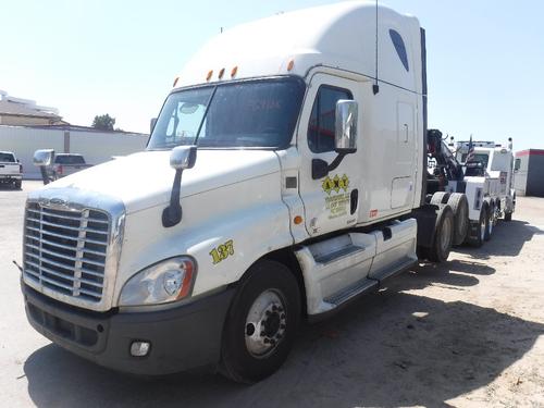 FREIGHTLINER CASCADIA