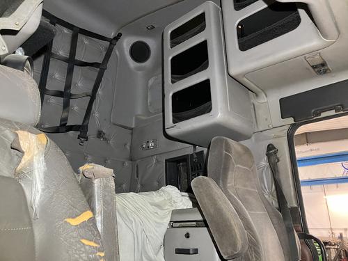 Volvo VNL