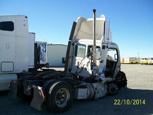 FREIGHTLINER CASCADIA 113