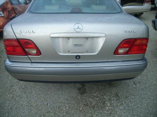 MERCEDES-BENZ MERCEDES E-CLASS
