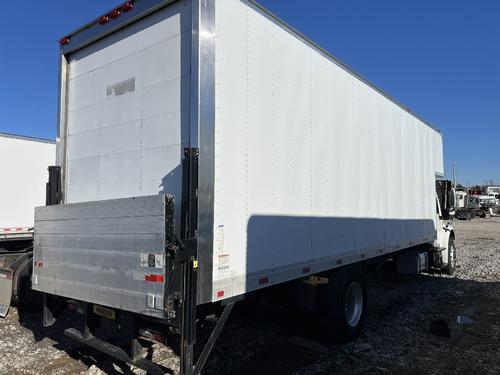Freightliner M2 106