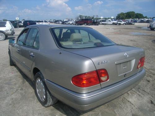 MERCEDES-BENZ MERCEDES E-CLASS
