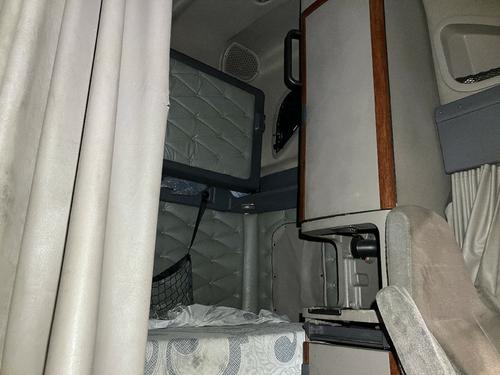 Freightliner CASCADIA