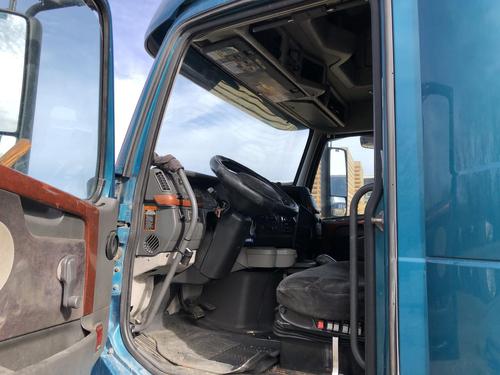 Volvo VNL