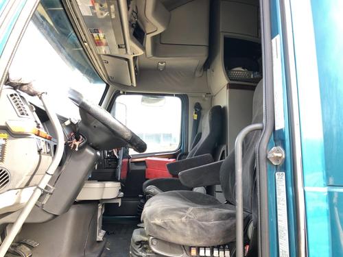 Volvo VNL