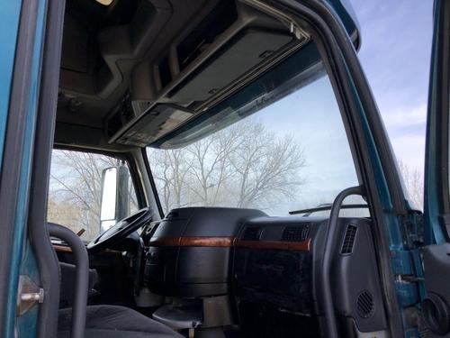 Volvo VNL