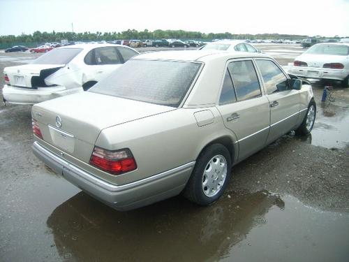 MERCEDES-BENZ MERCEDES E-CLASS