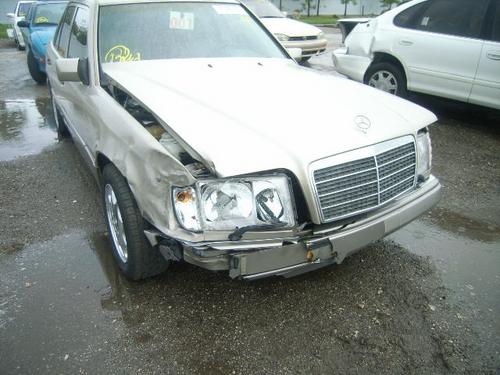 MERCEDES-BENZ MERCEDES E-CLASS