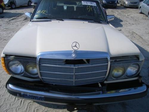 MERCEDES-BENZ MERCEDES 300D