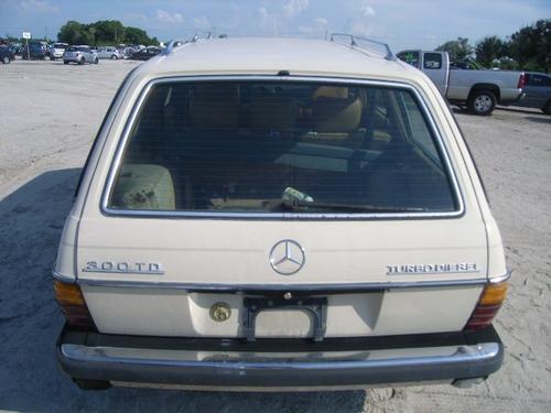 MERCEDES-BENZ MERCEDES 300D