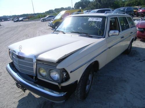 MERCEDES-BENZ MERCEDES 300D