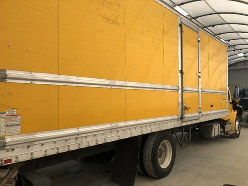 Freightliner M2 106