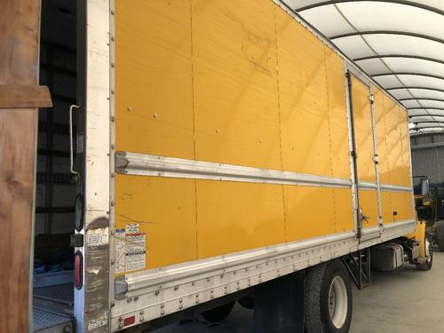 Freightliner M2 106