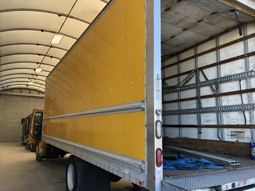 Freightliner M2 106