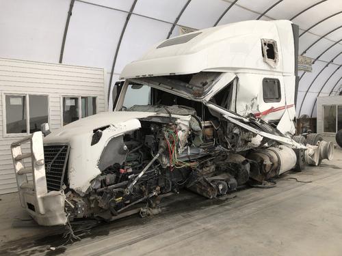 Volvo VNL
