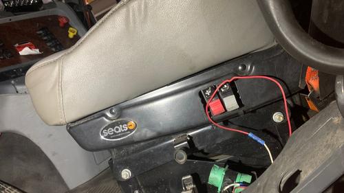 FREIGHTLINER COLUMBIA 120