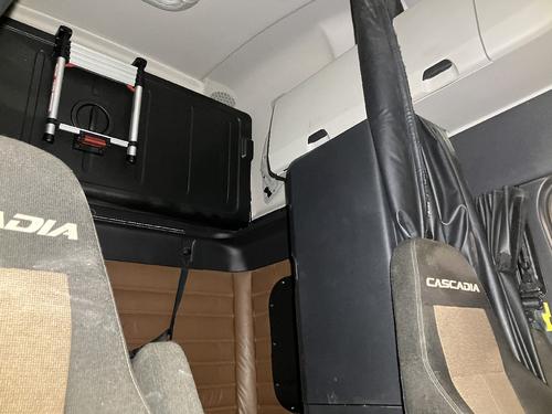 Freightliner CASCADIA