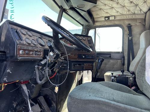 Freightliner FLD120