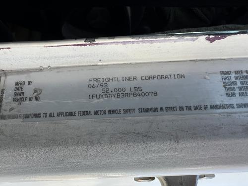 Freightliner FLD120