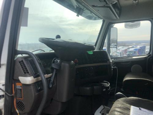 Volvo VNL