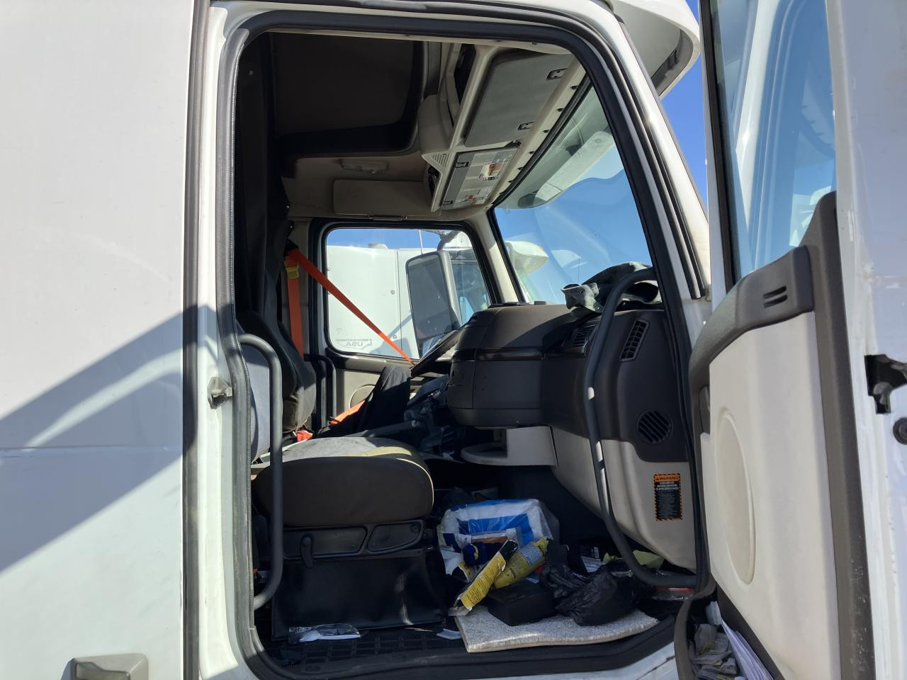 Volvo VNL