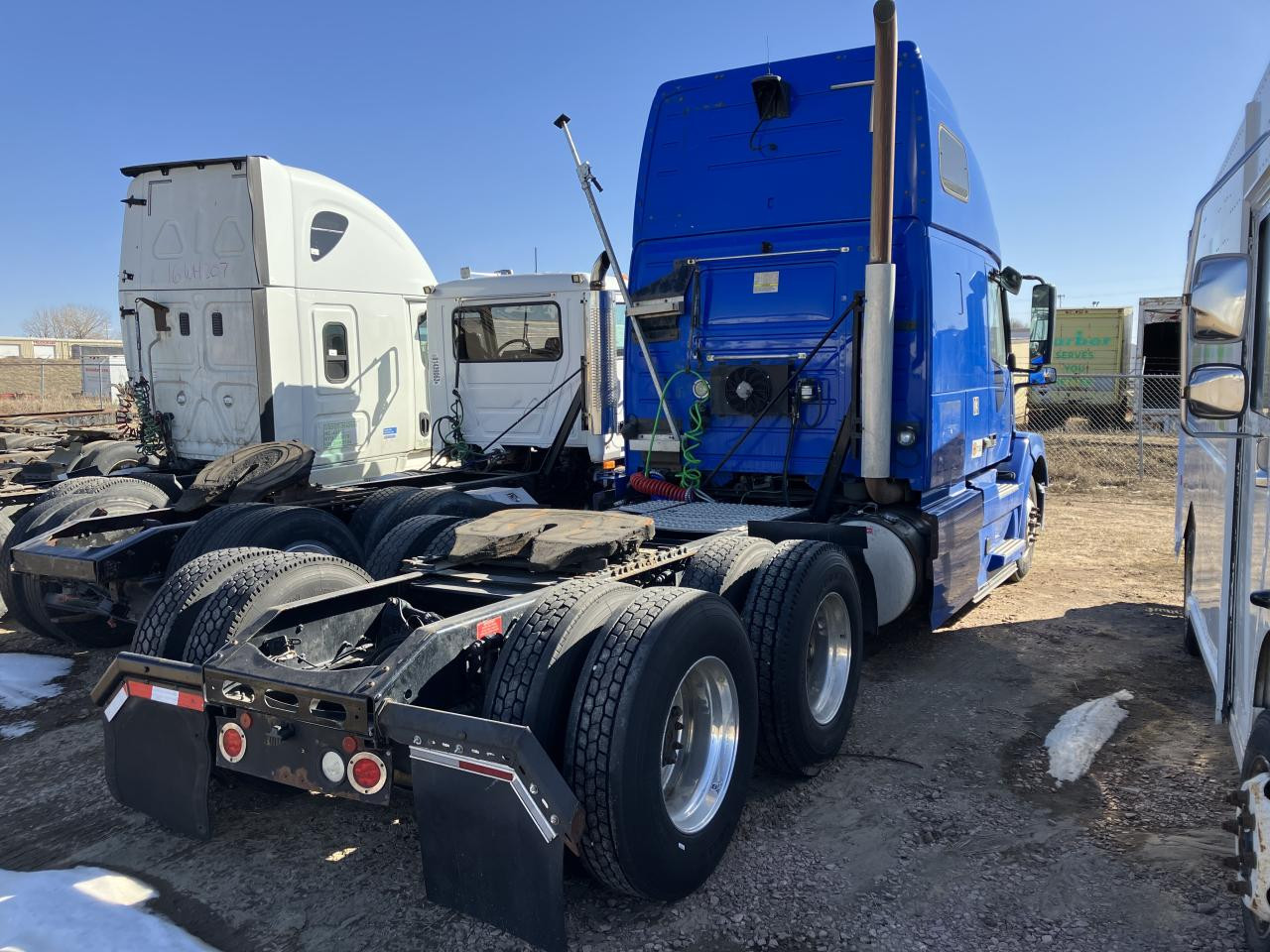 Volvo VNL