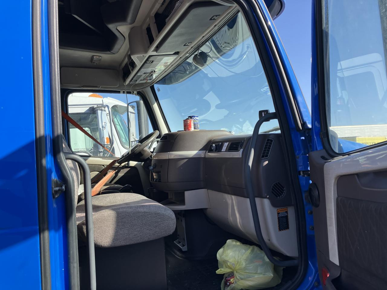 Volvo VNL