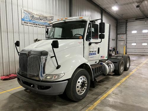International TRANSTAR (8600)