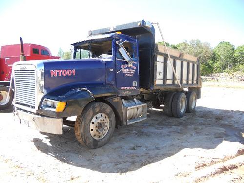 FREIGHTLINER FLD132064T CLASSIC