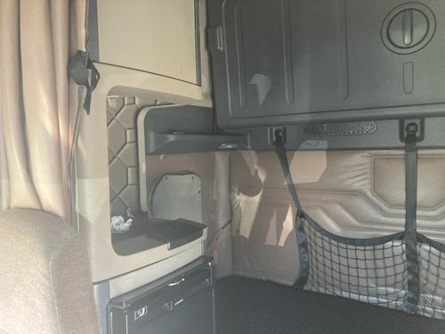 Freightliner CASCADIA