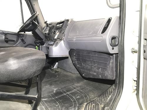 Freightliner M2 106