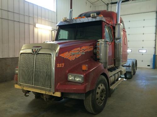 WESTERN STAR TRUCKS 4900