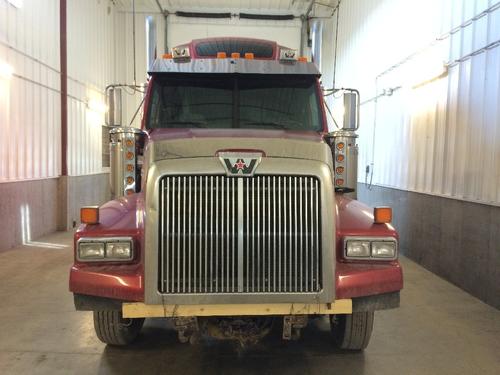 WESTERN STAR TRUCKS 4900