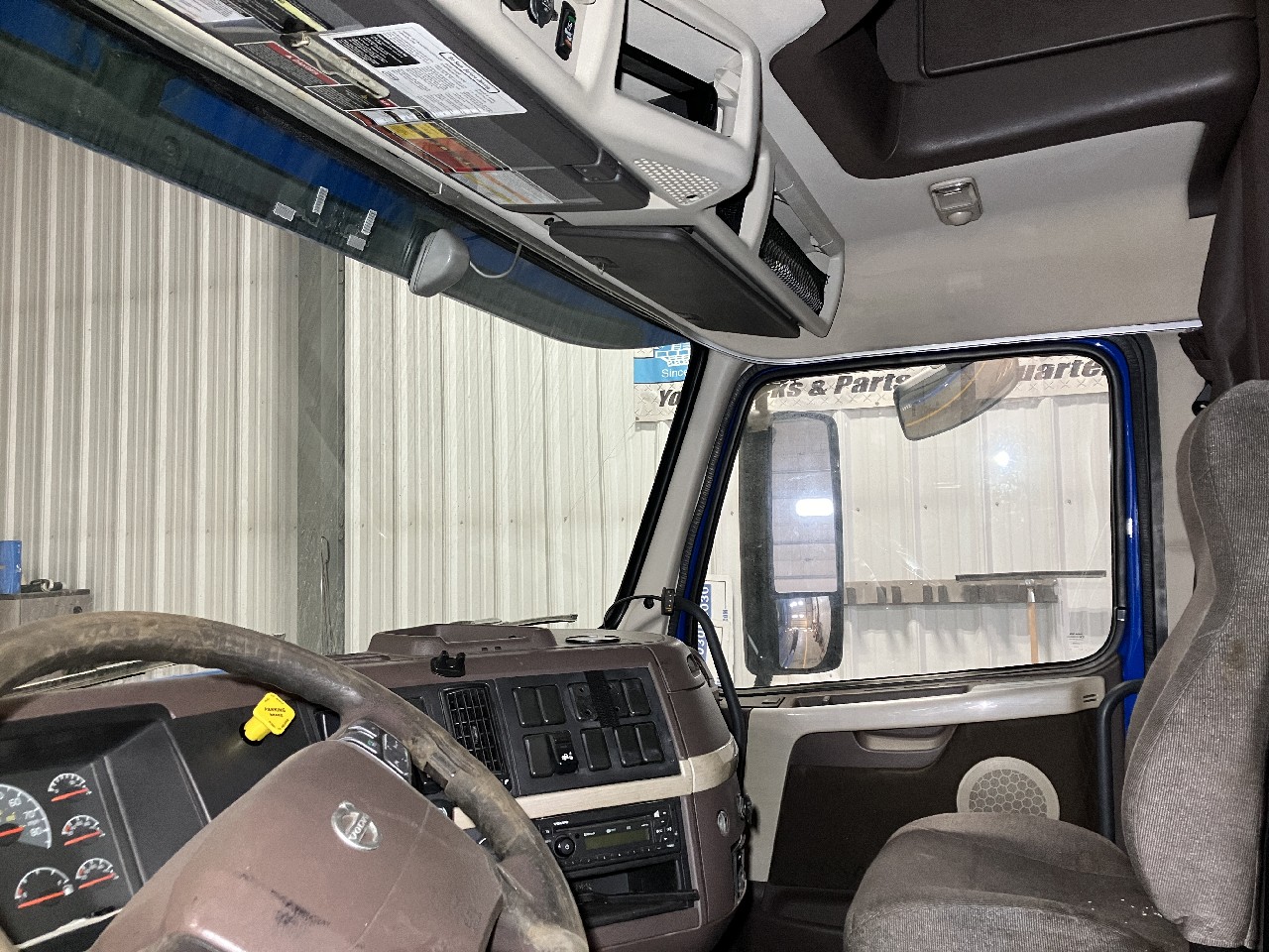 Volvo VNL