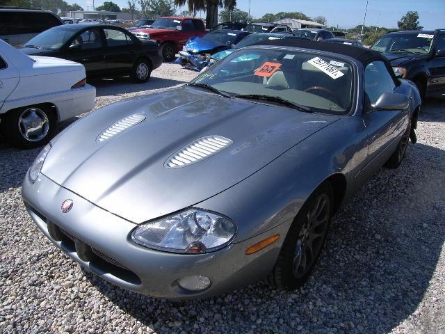 JAGUAR XK8