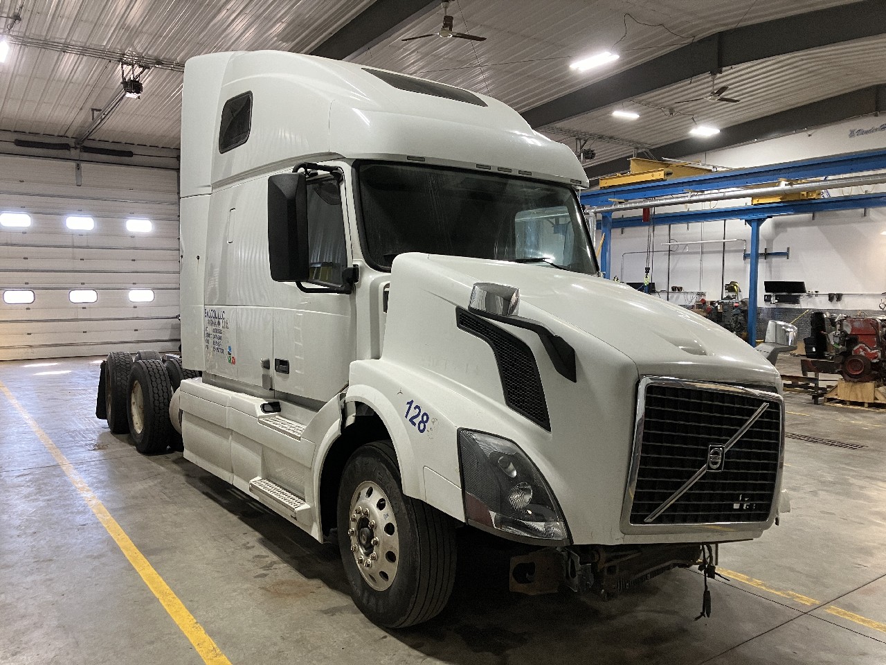 Volvo VNL