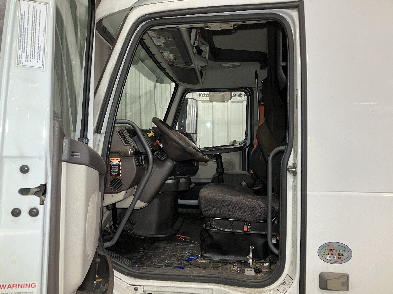 Volvo VNL