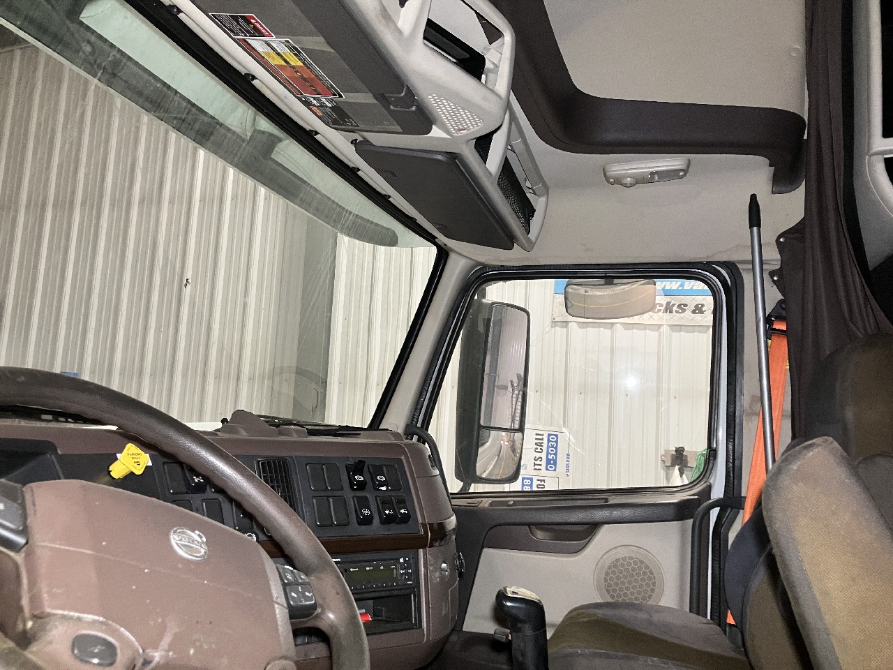 Volvo VNL